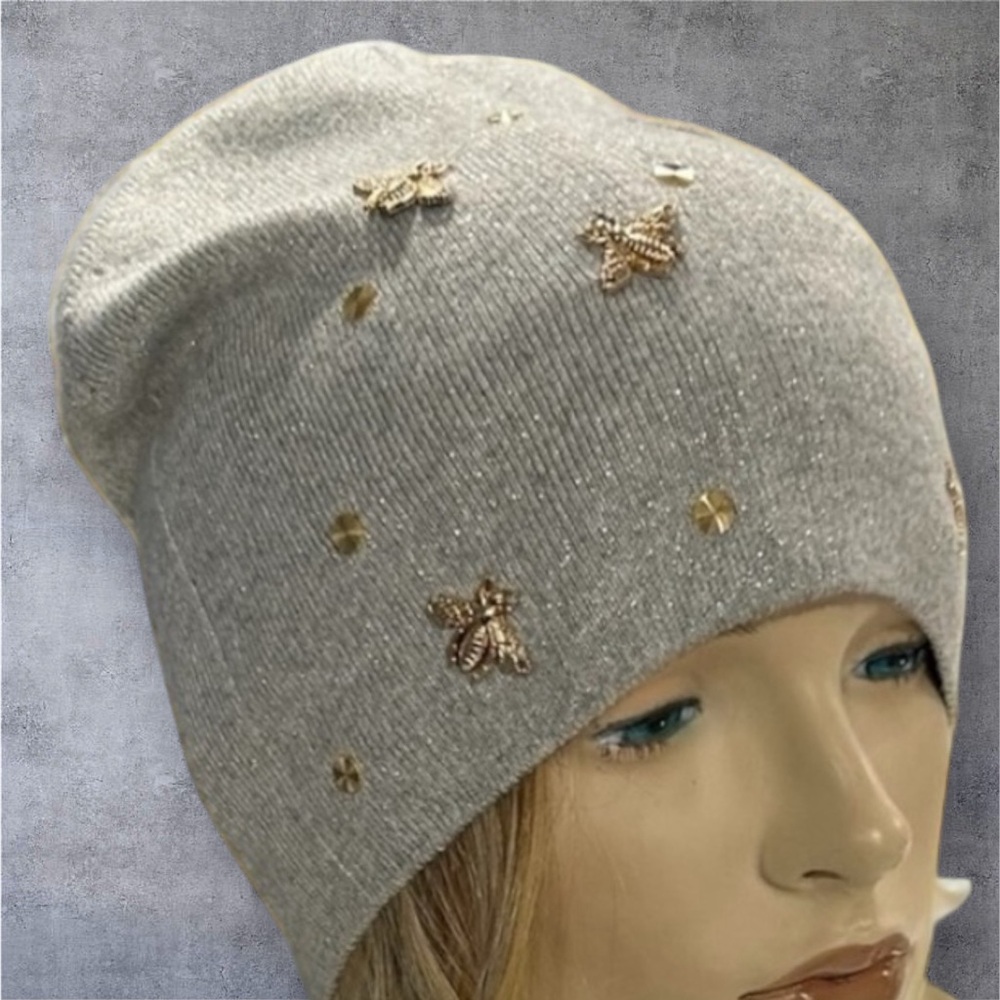 NWOT Bumble Bee Studded Beanie